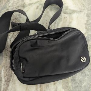 lululemon Black Belt Bag